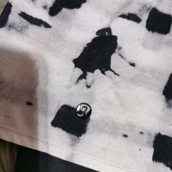 Lululemon Hot To Street Short Ghost Weave White - Picture 9 of 11